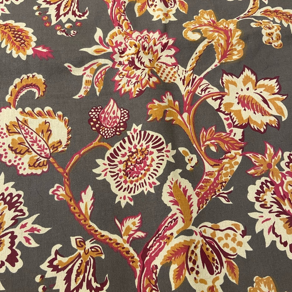 World Market Reversible Table Runner - Picture 2 of 4